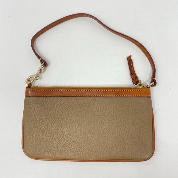 Dooney & Bourke Pebble Grain Medium Wristlet - Picture 4 of 15